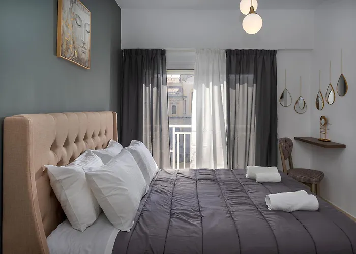 City Treasure Apartments By Estia